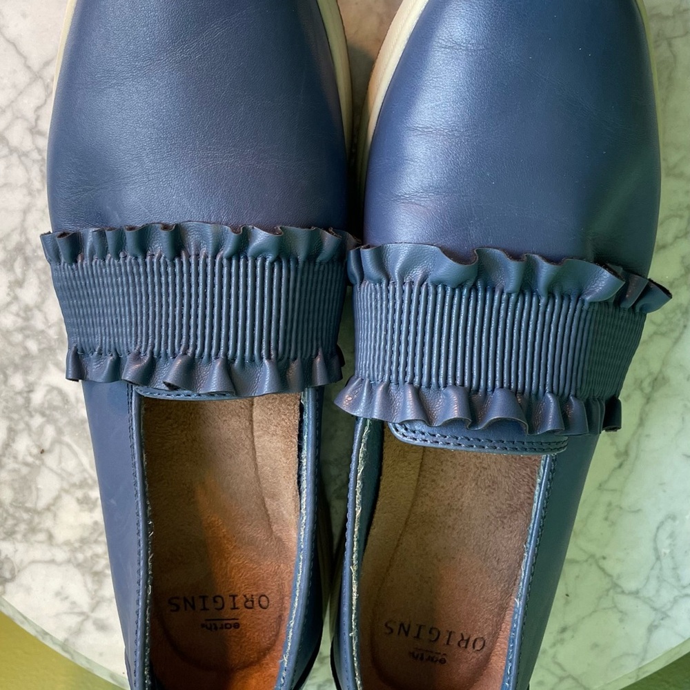 Earth Origins Blue Ruffle Toe Loafer - Picture 5 of 9